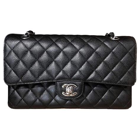 chanel classic flap in caviar
